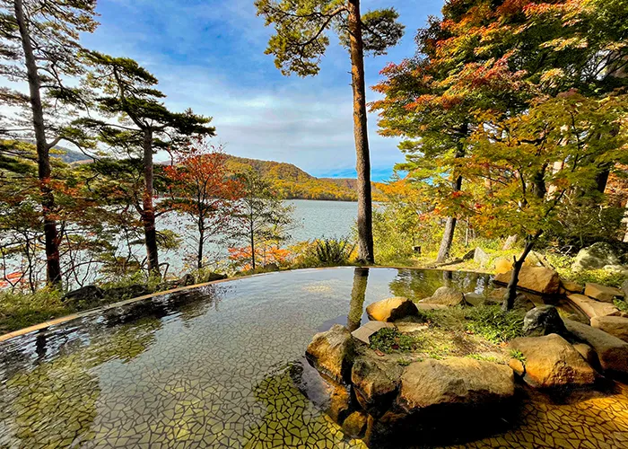 温泉　秋